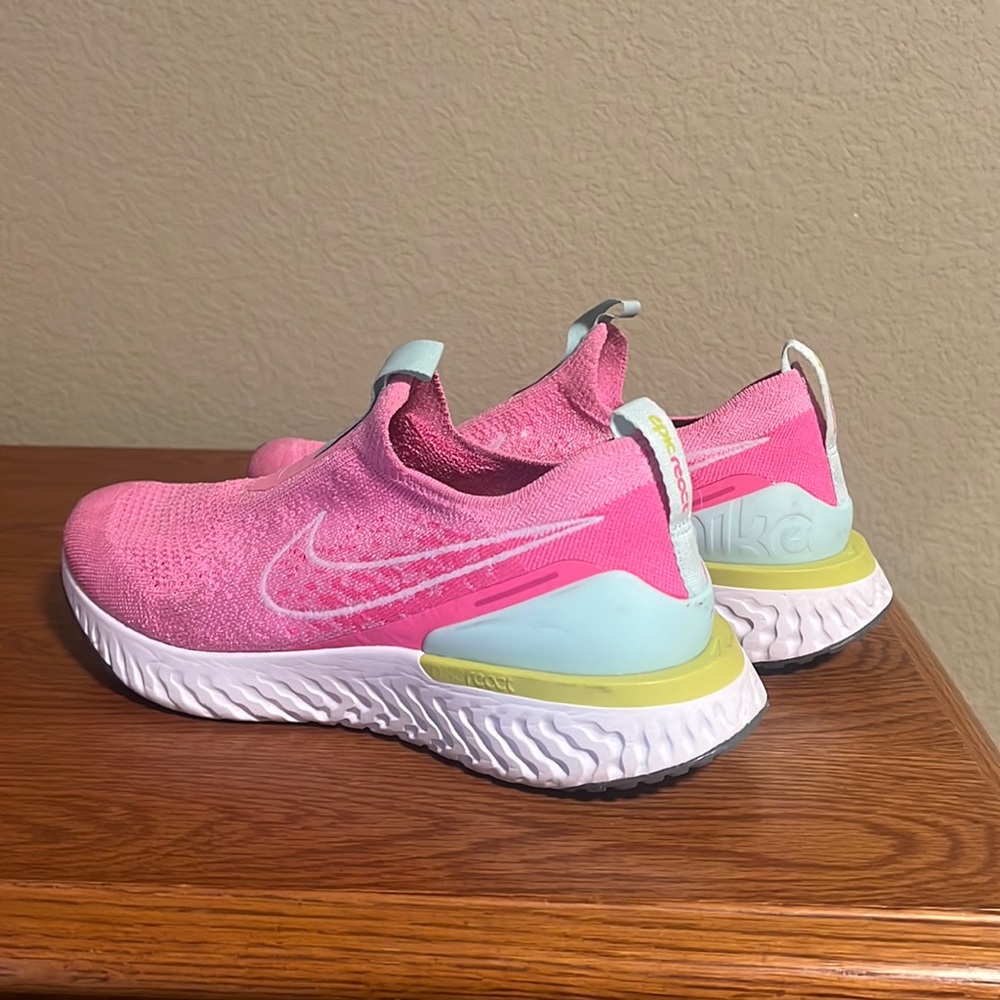 Pink Nike Epic React 9.5 Shoes